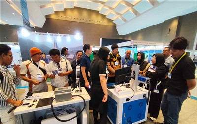 Sýning Hairong Laser: Tækni styrkur öðlast aðdáendur, á netinu - Offline Driv...